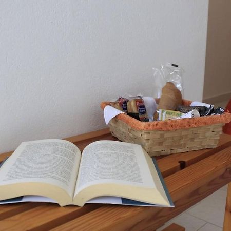 Dioni Lux Inn 2 Pachaina Екстериор снимка