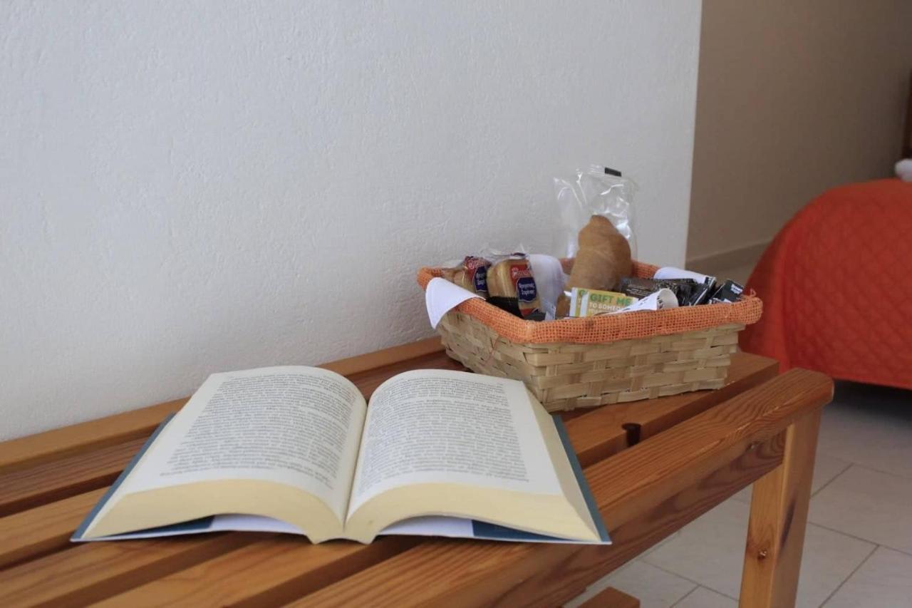 Dioni Lux Inn 2 Pachaina Екстериор снимка