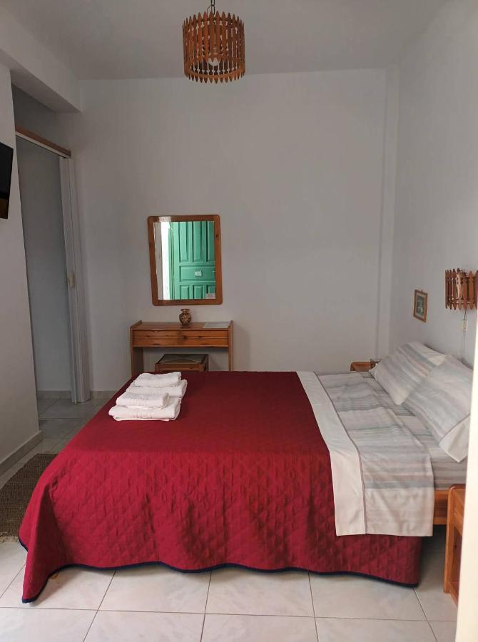 Dioni Lux Inn 2 Pachaina Екстериор снимка