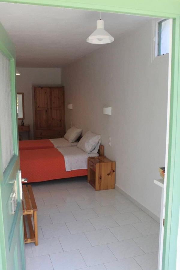 Dioni Lux Inn 2 Pachaina Екстериор снимка