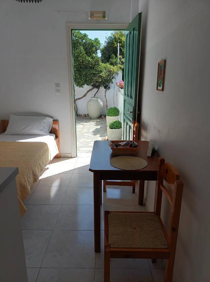 Dioni Lux Inn 2 Pachaina Екстериор снимка