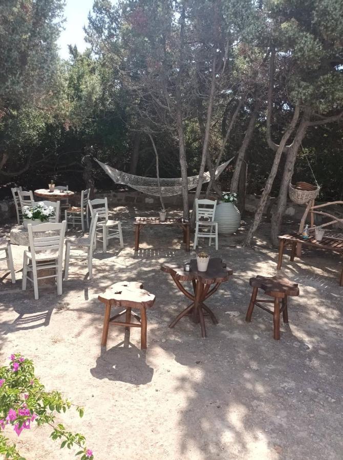 Dioni Lux Inn 2 Pachaina Екстериор снимка