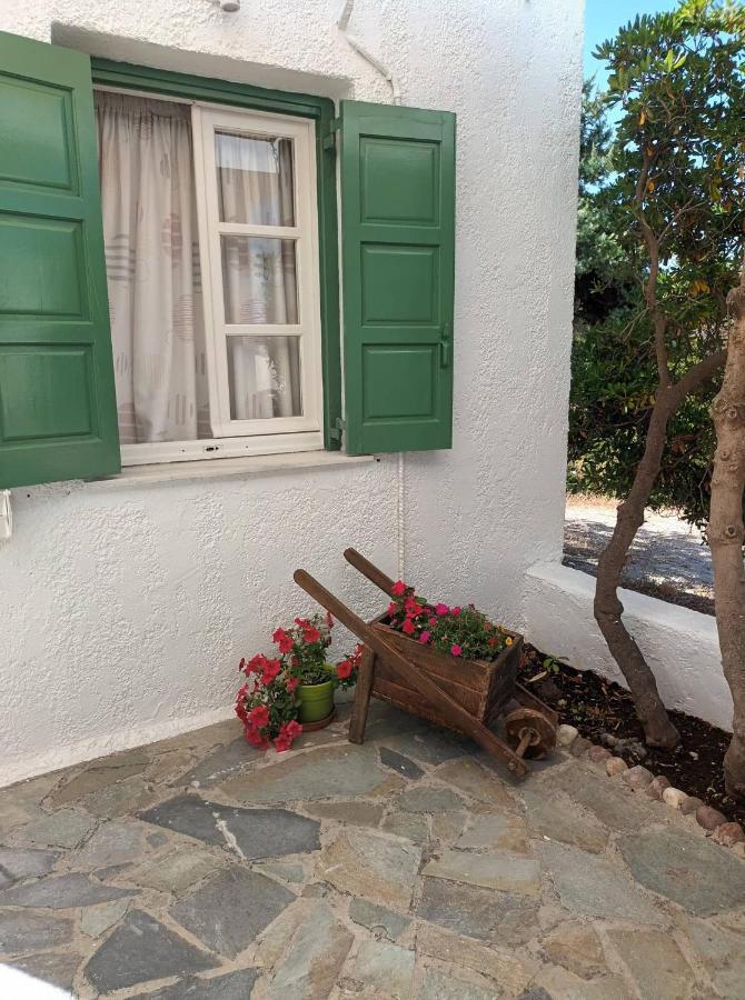 Dioni Lux Inn 2 Pachaina Екстериор снимка