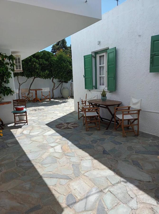 Dioni Lux Inn 2 Pachaina Екстериор снимка